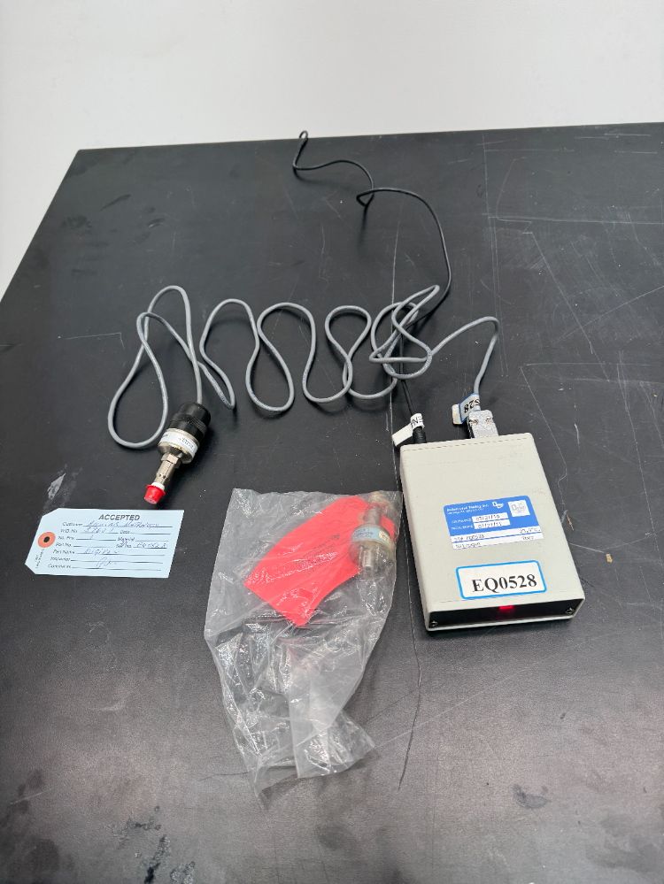 Image of DigiVac Model 200 digital thermocouple vacuum gauge